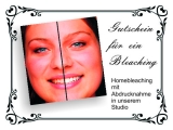 Homebleaching mit individuell angepassten Bleichschienen. Zahnaufhellung wie beim Zahnarzt, aber guenstig!
